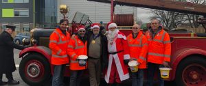 Santa-out-at-Christmas